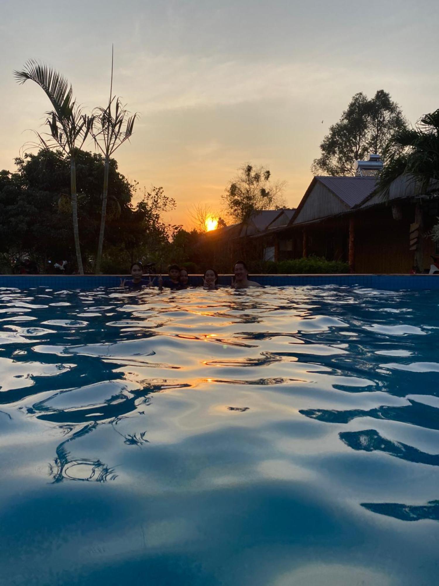 Mekong Riverside Homestay Vinh Long Exterior photo